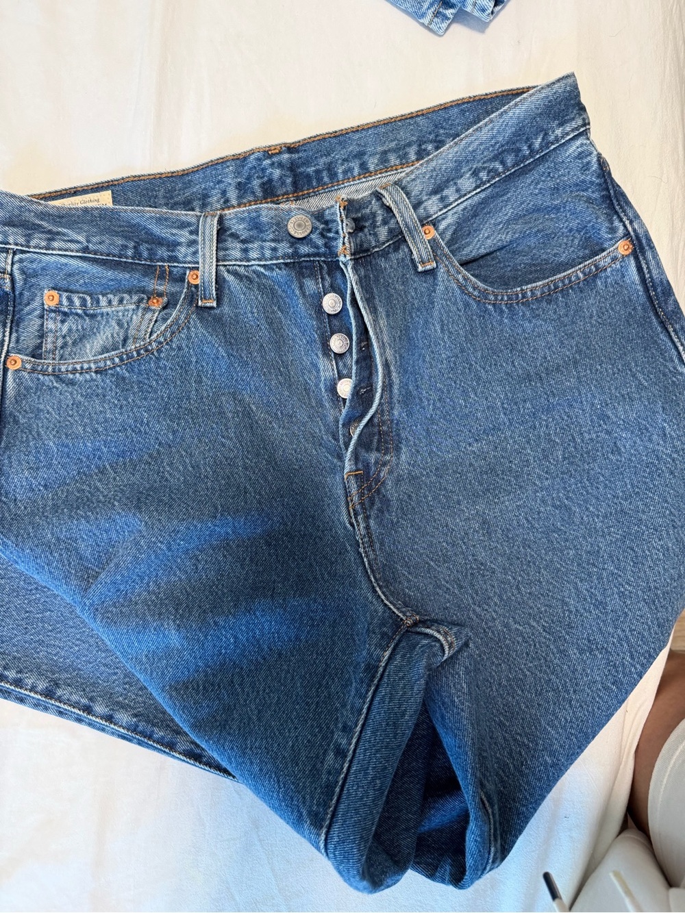 Levi's 501 Women's Straight Leg Jeans in Classic Blue Denim - Picture 3 of 4
